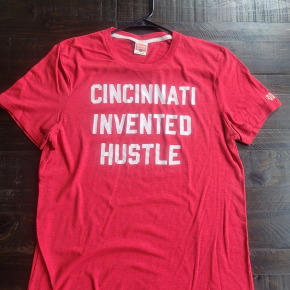 HOMAGE Red Cincinnati Hustle Tee - Picture 1 of 2